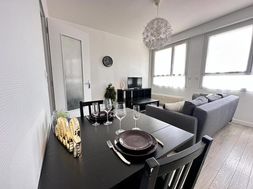 Un Cocon Paisible Avec Balneo Proche Centre Appartement